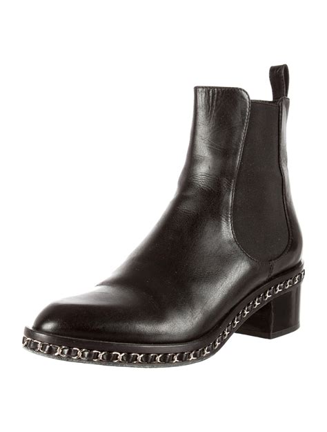 chanel chain chelsea boots